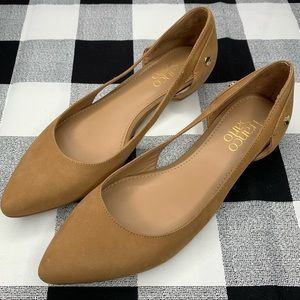 FRANCO SARTO Lezena Tan Cutout Pointed Toe Flats